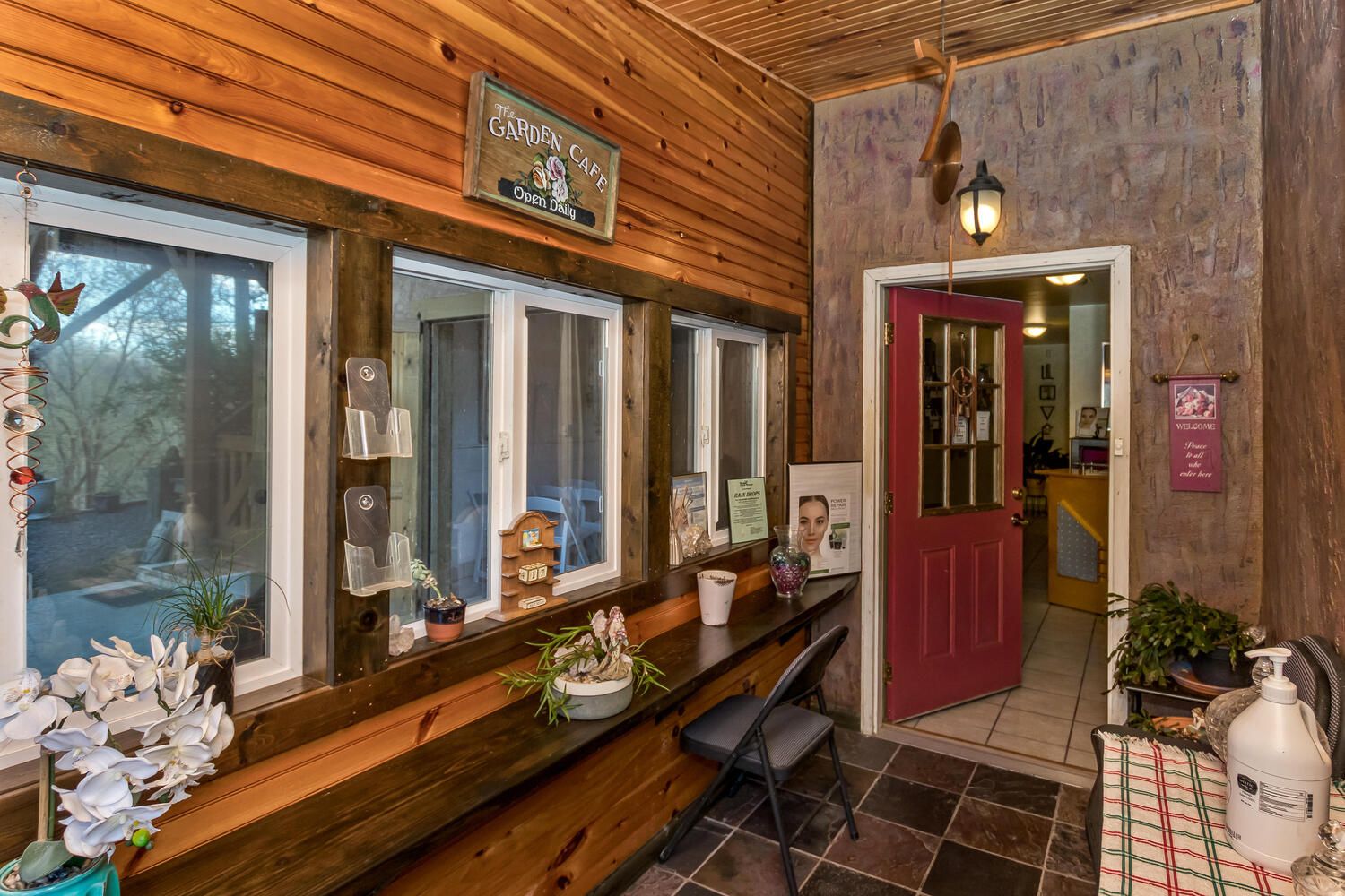 Moonlight Spa and Retreat: 129 Moonlight Dr, Sylva, NC 28779